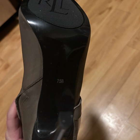 Ralph Lauren unique leather stiletto boots they are so different fabulous - Picture 3 of 15